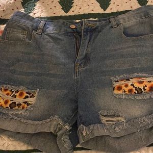Super adorable jean shorts.